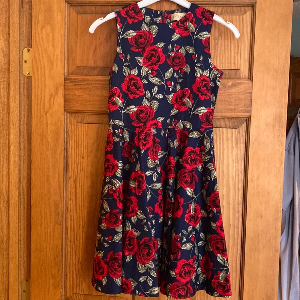 Navy dress with roses 11/12